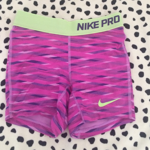 Purple Nike Pro!💜
