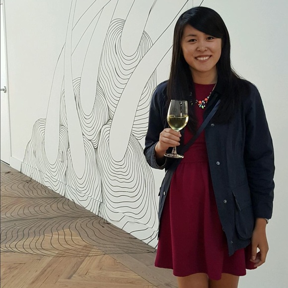 Meet your Posher, Connie - Picture 2 of 2