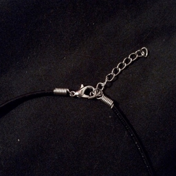 Genuine Rose Quartz Healing Pendant Choker - Picture 4 of 4