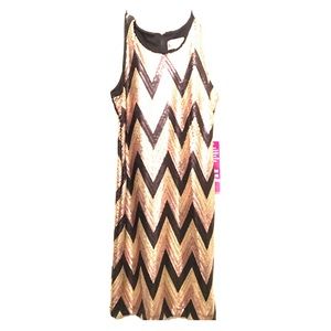 Sequin Back and Gold Dress. 4P. NWT.