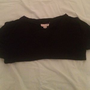 Black shirt