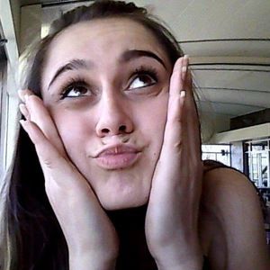 Meet your Posher, Andreea