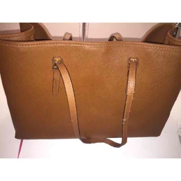 Michael Kors jet set tote - CHEAPER ON MERC❤️ - Picture 3 of 4