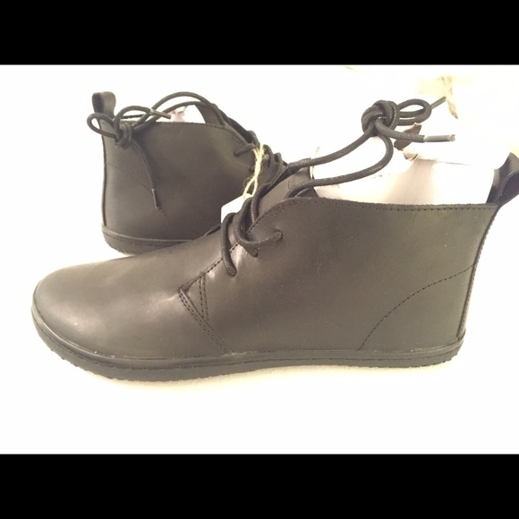 VivoBarefoot Black Size 39EU
