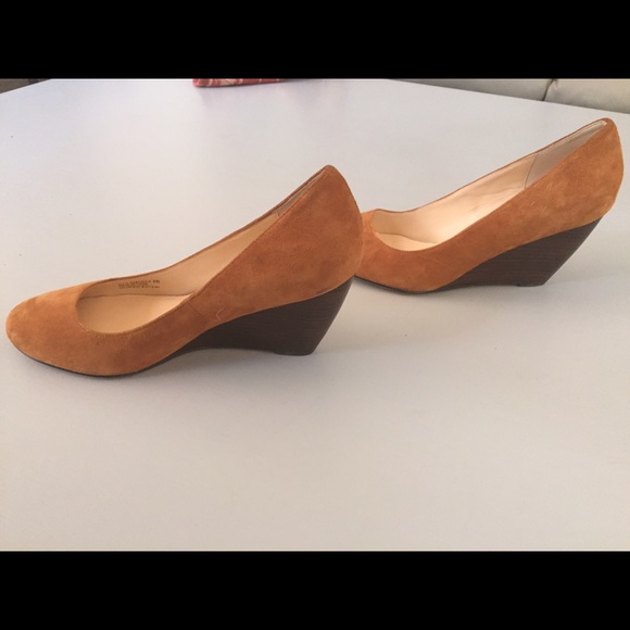 Like new Cole Haan Nike Air suede wedges