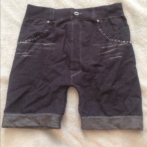 Stretchy shorts jeans print