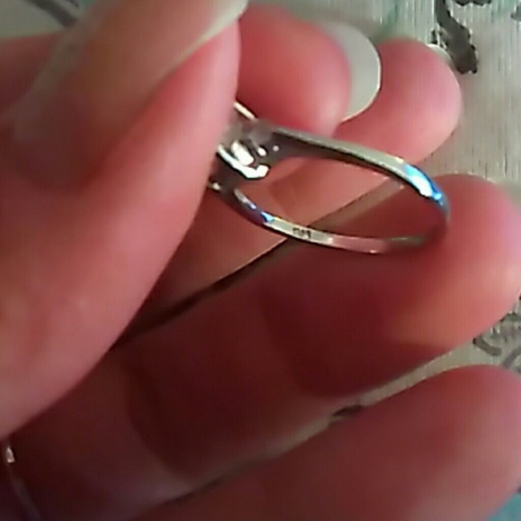 ππHeart CZ Solitare Sweetheart Engagement Ring - Picture 4 of 4