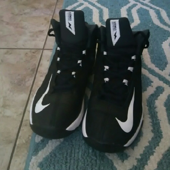 Nike Airmax Stutter Step 2 Basketball Shoes