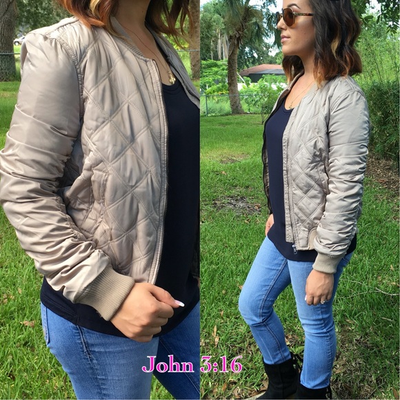 RESTOCK 💘 Taupe quilted bomber jackets - Picture 2 of 4
