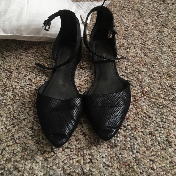Black old navy flats