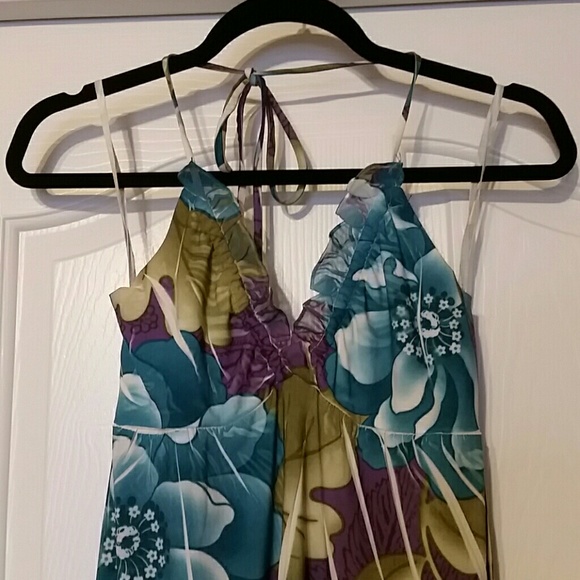 Dress - Picture 2 of 3