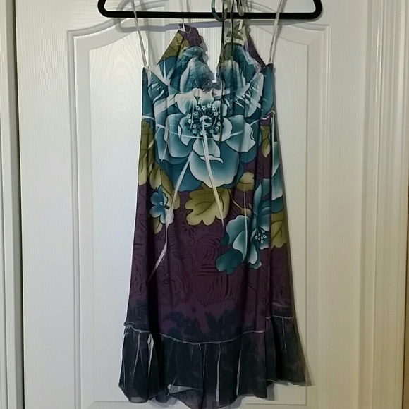 Dress - Picture 3 of 3