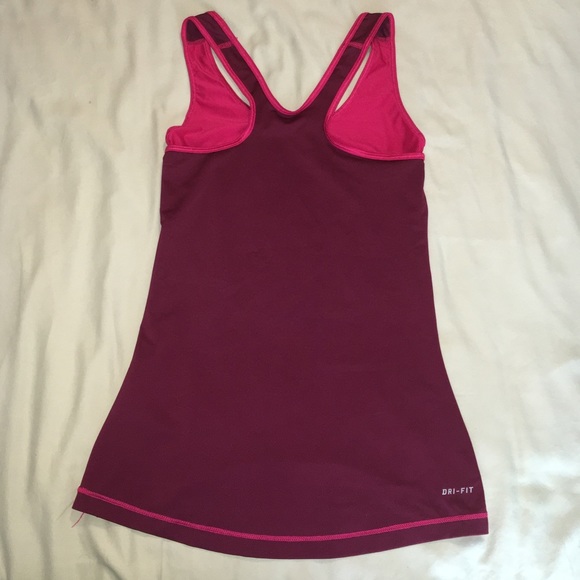 Nike workout tank - Picture 2 of 3