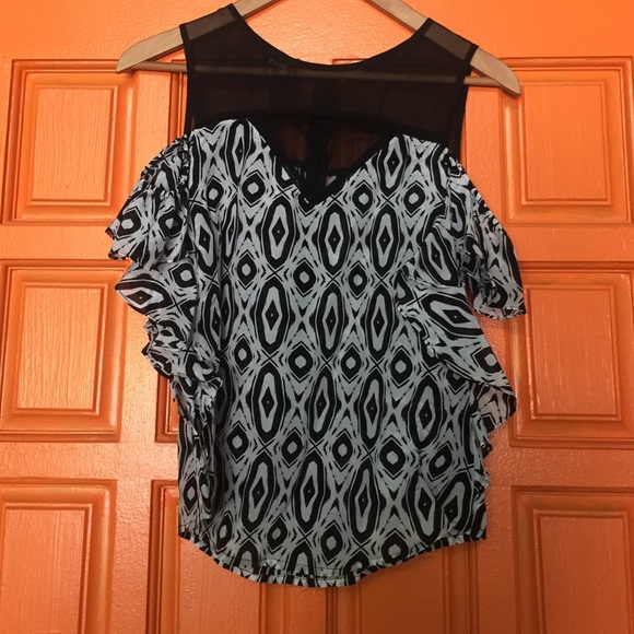 Beautiful Bebe blouse.  XS