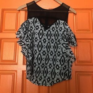 Beautiful Bebe blouse.  XS