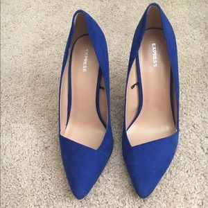Express cobalt asymmetrical pumps