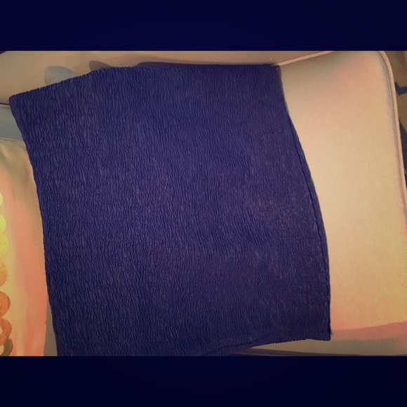 Navy BCBG skirt