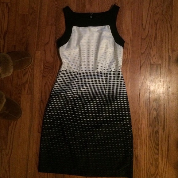 *SALE* Beautiful Sheath Dress