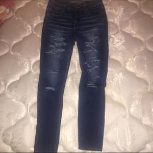 ripped AEO skinny jeans.
