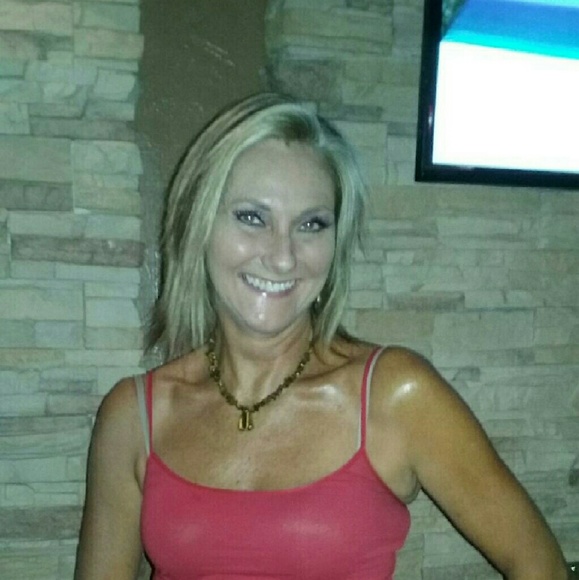 Meet your Posher, Sandy