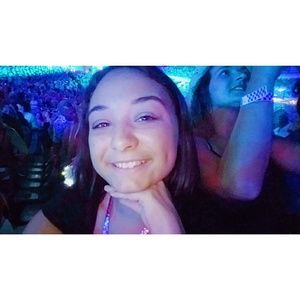 Meet your Posher, Gabriella