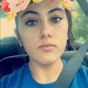 Meet your Posher, Jolee