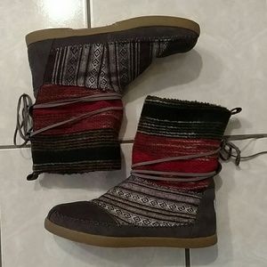 TOMs Nepal Boots