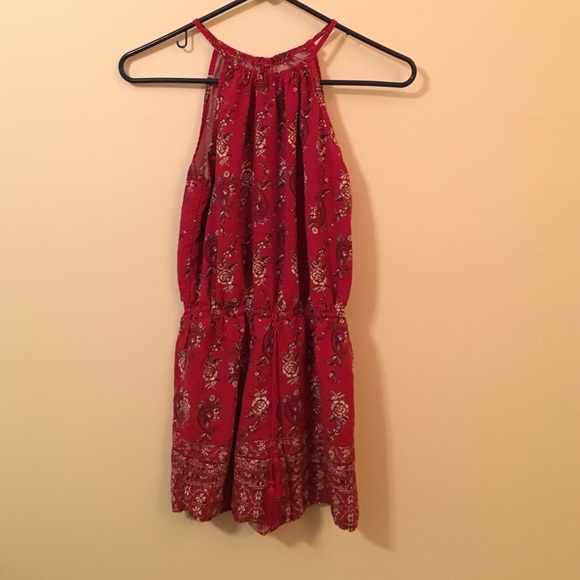 Mossimo red flower patterned romper.