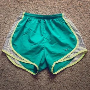 Nike tempo running shorts