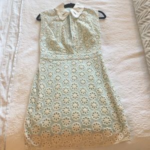 Dress- falls mid thigh