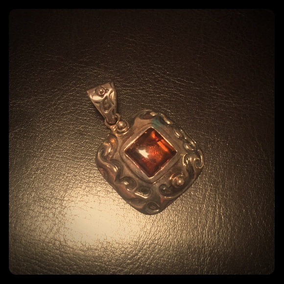 Silpada retired necklace pendent