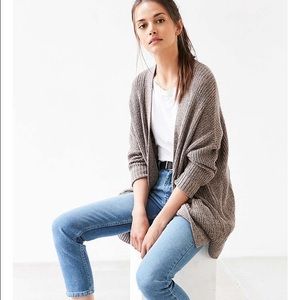 BDG Parker Cardigan S in Taupe