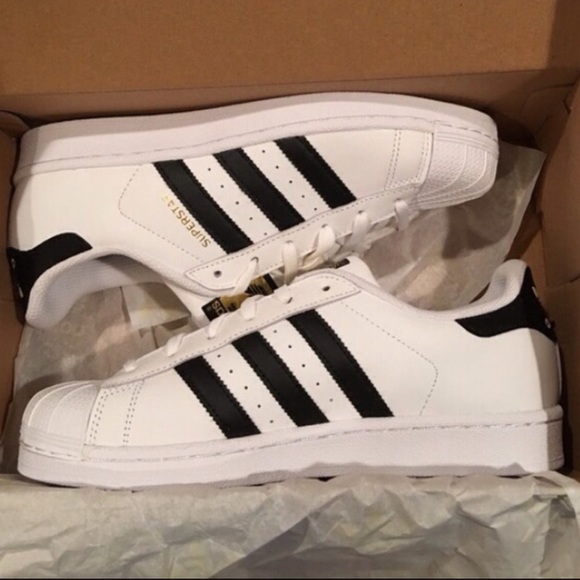 Looking for Adidas Superstar
