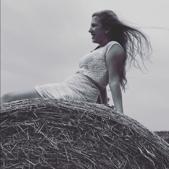 Meet your Posher, Taygan