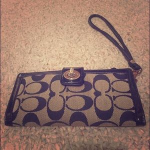 Coach Wallet /Wristlet