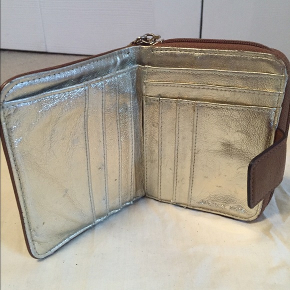 Authentic Michael Kors Wallet - image 3