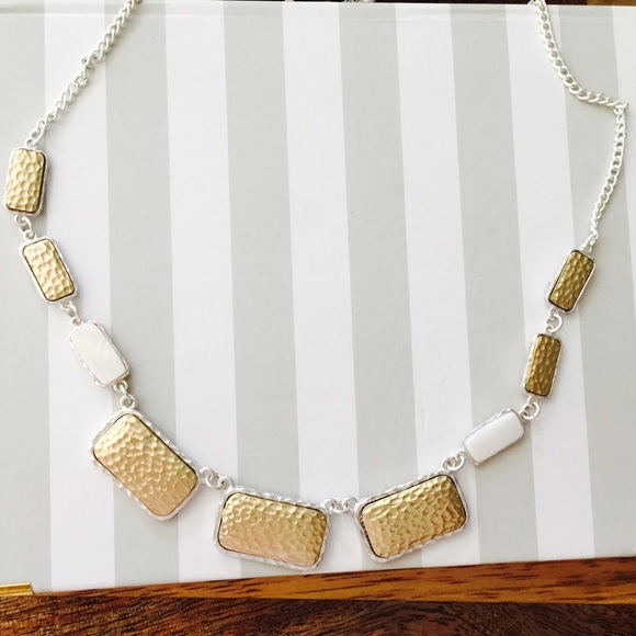 Perfect work necklace - Picture 2 of 2