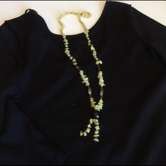 Stone necklace - Picture 3 of 3