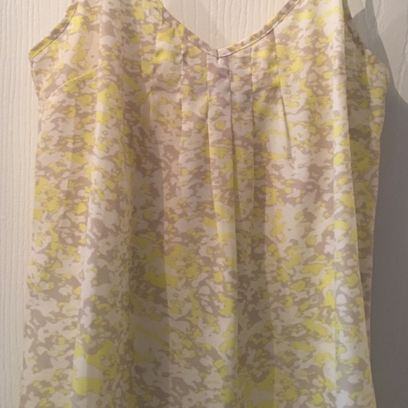 Soft greet and yellow tank from Aritzia - Picture 2 of 2