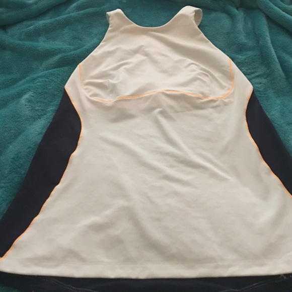 Lululemon work-out top!