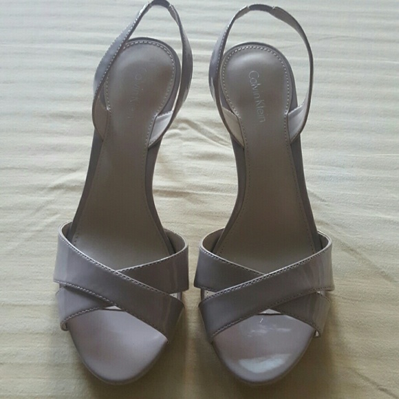 NWOT Calvin Klein Sandals