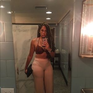 Meet your Posher, Vonisha