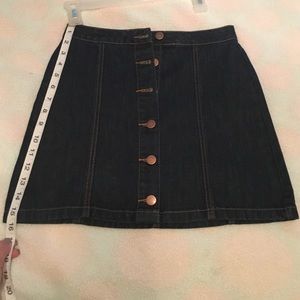 High waisted skirt