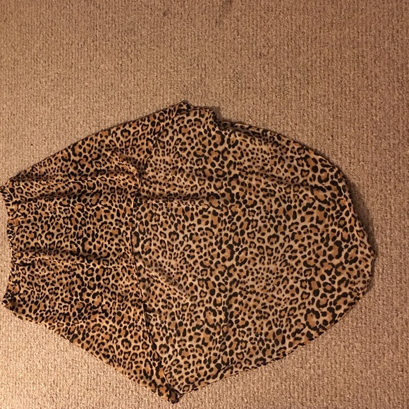 H&M high low leopard skirt.