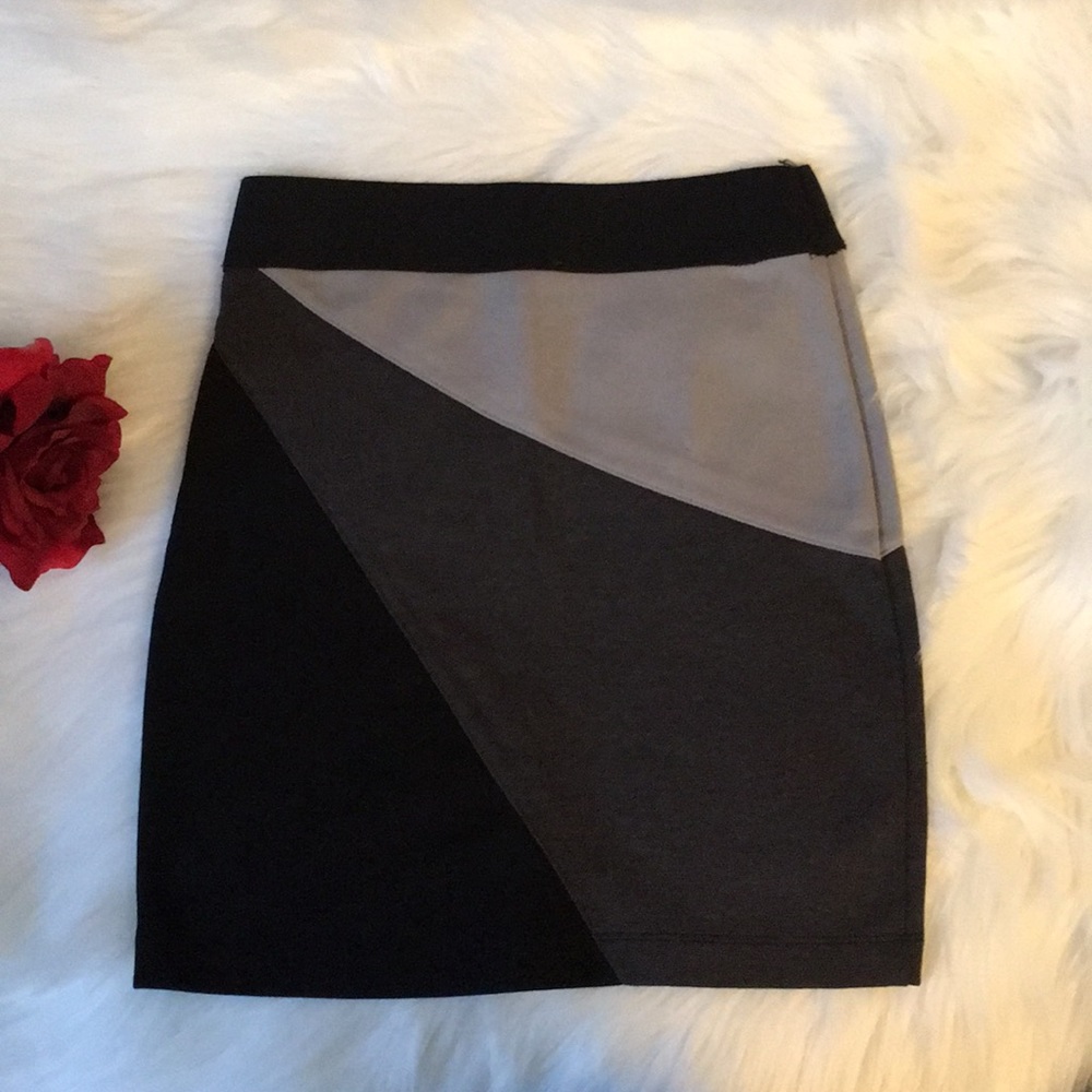 Lot 2 forever 21 skirts black gray XS S - Picture 3 of 5