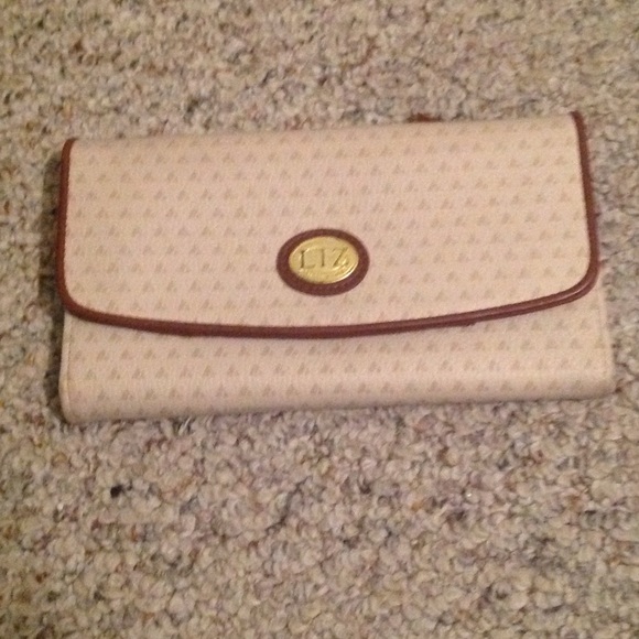 Liz Claiborne Wallet