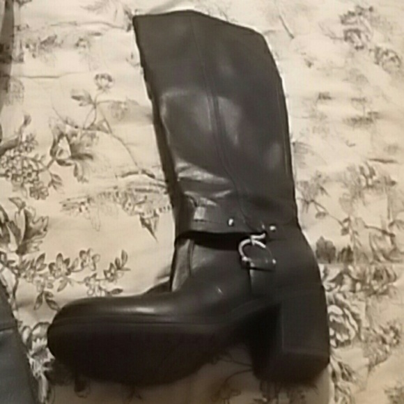 dark chocolate brown boots