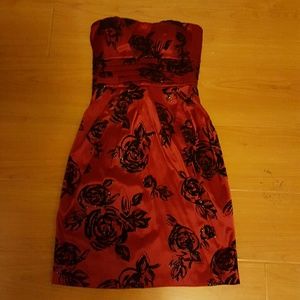 Strapless short dress