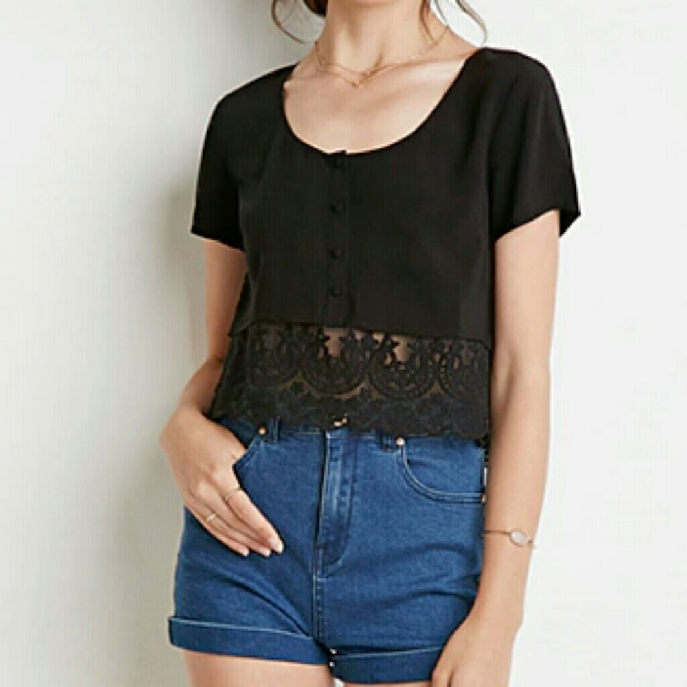 NWT F21 Top With Lace