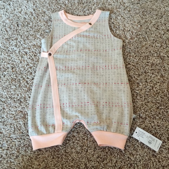 **Host pick**💥💥   Finn and Emma adorable romper!